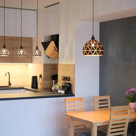 Διαμέρισμα Modern 1br With Parking In 7 - Holesovice *